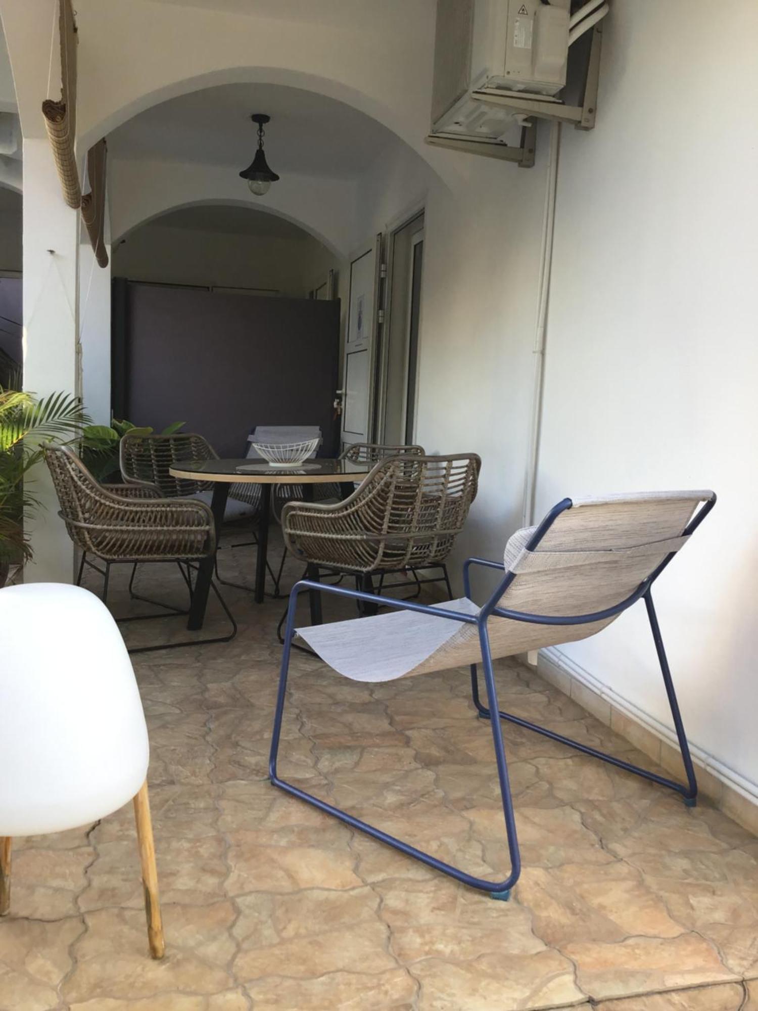 Studio Cosy Avec Piscine Dans Une Villa Saint-Denis Buitenkant foto